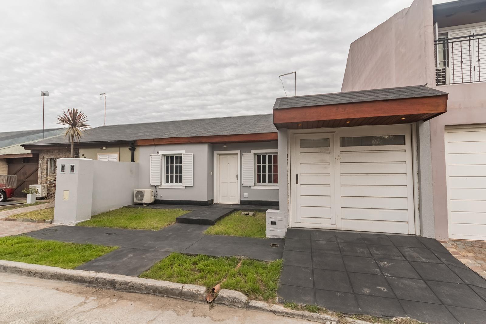 Casa 3 amb + Quincho + Cochera – Altos de Podesta