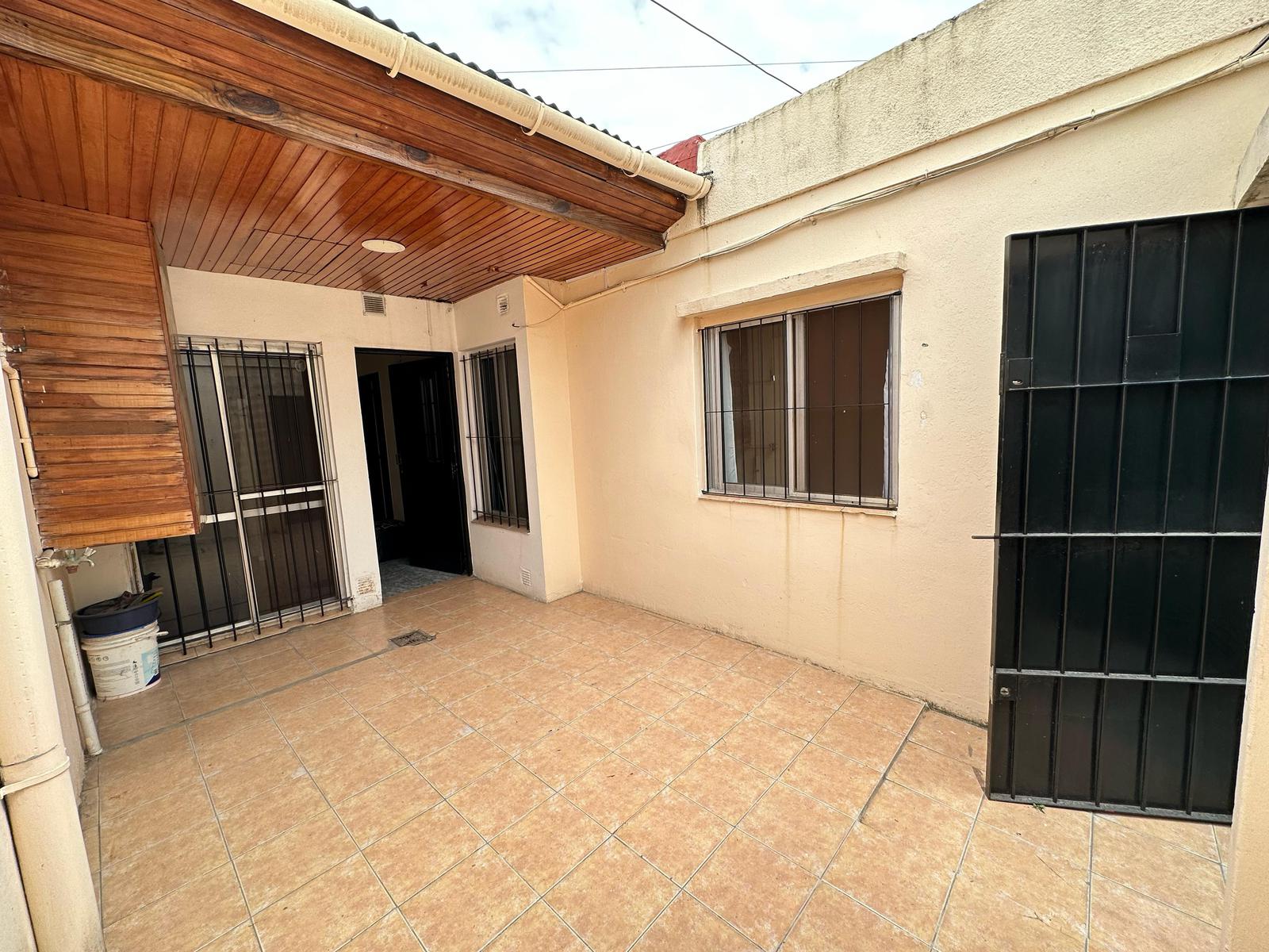 PH 3amb   PATIO – en Loma Hermosa
