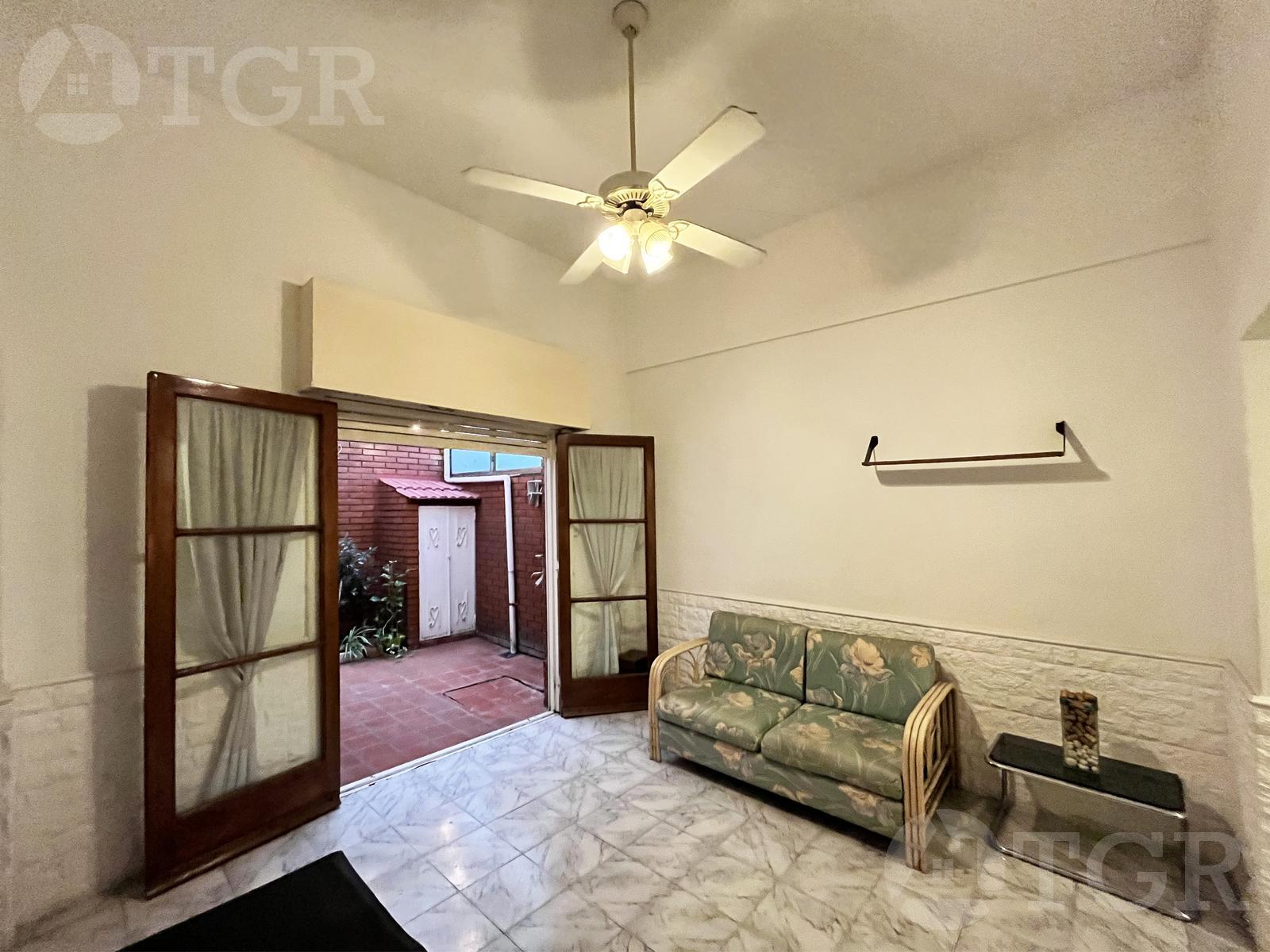 Casa en PB  Caballito – Apto profesional