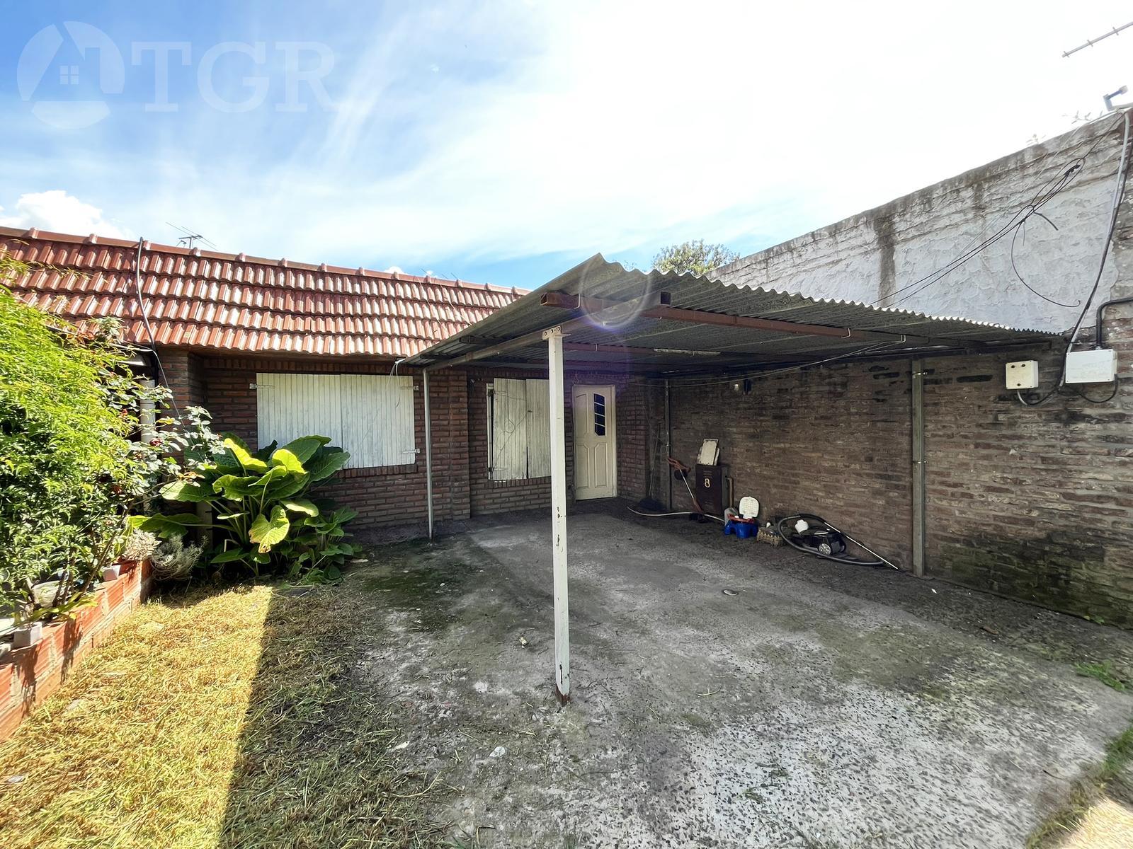 Venta PH 3 ambientes Cochera + Jardin