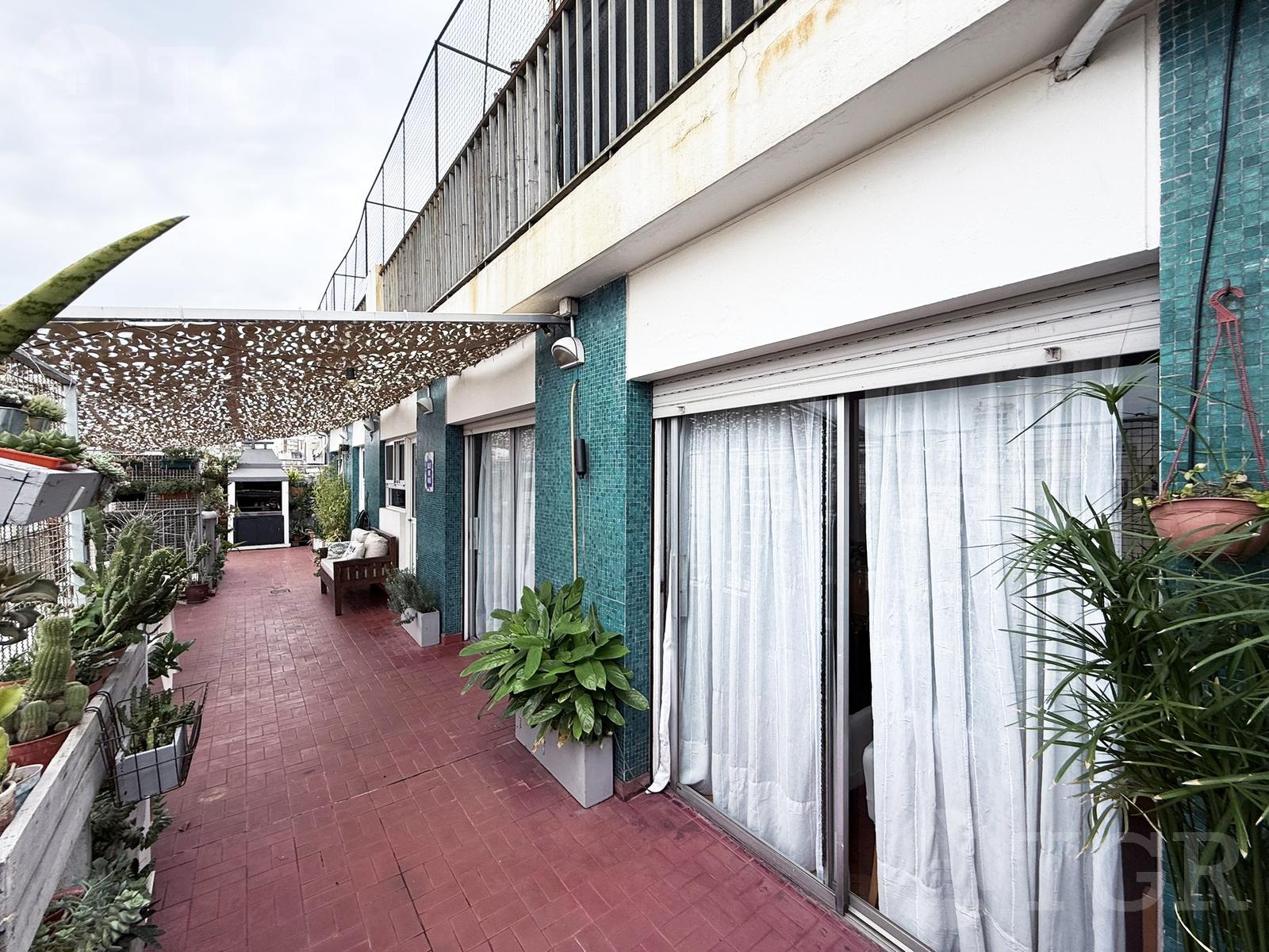 Venta Departamento 4 ambientes+Balcon aterrazado+Luminoso