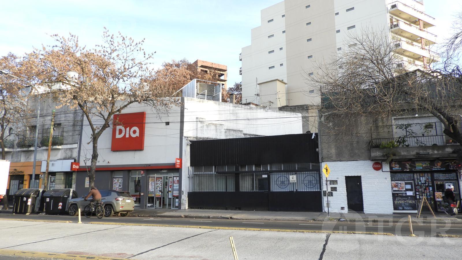 Galpón en  Boedo. Av Chiclana 3600