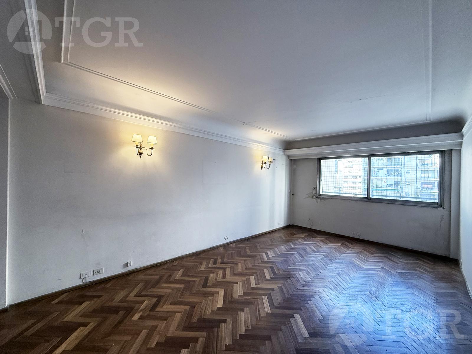 Recoleta | Semipiso 80 m² – 3 Ambientes con Buen Potencial